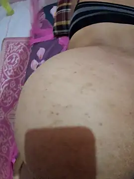 Subhiie live cam on StripChat