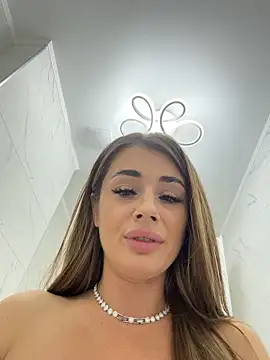 IsabellaEtthan live sex cam