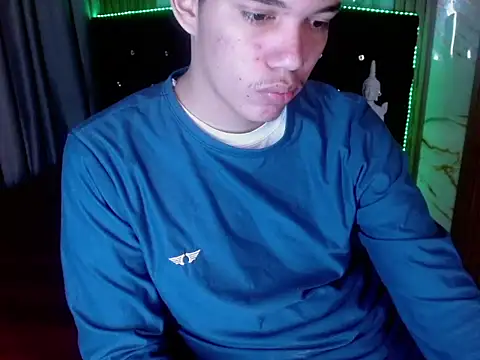haku_nayro webcam