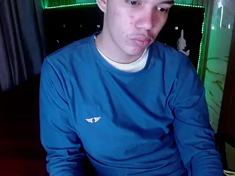 haku_nayro webcam