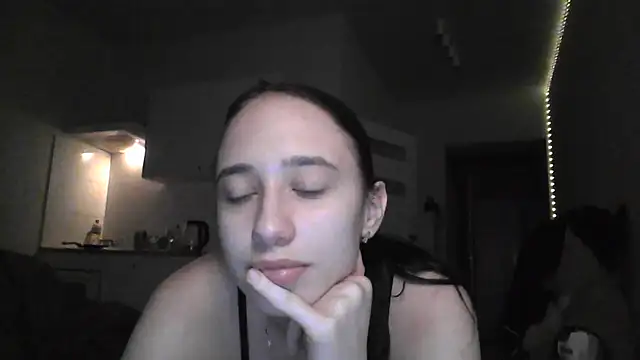 DarkMirel webcam