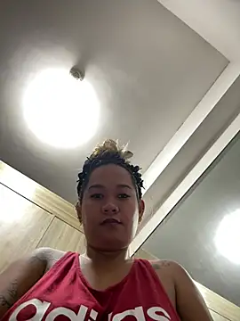 queenmia__ph webcam