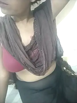 Princess_Zoyaa webcam