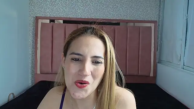 Megan__Hot___ webcam