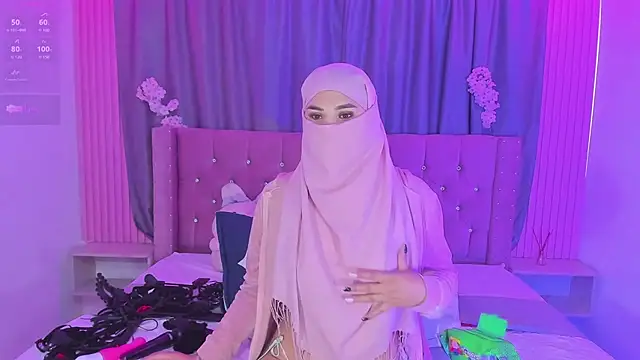 Nayla-Mouna webcam