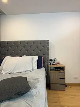 KarlaWild webcam