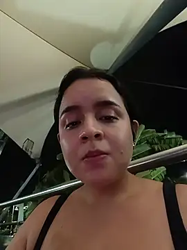 Julieth_hot-69 webcam