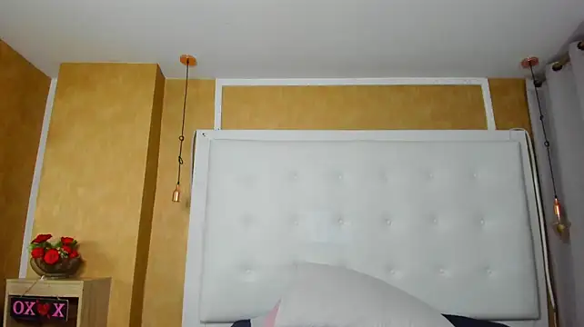 Heidy_milf webcam