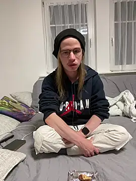 YoungSebi webcam