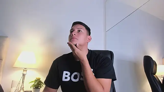 Chriss_Diamond webcam
