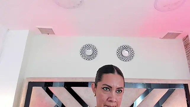 Chloe_Milf_ webcam