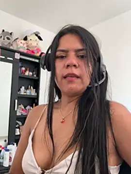 Cherryblazexoxo webcam