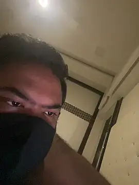 velakapoor07 webcam