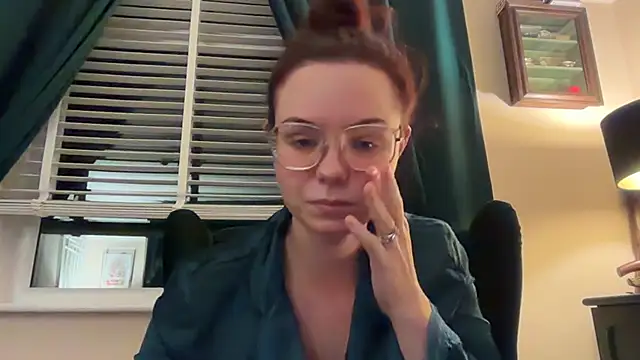 Natural-Ella31 webcam