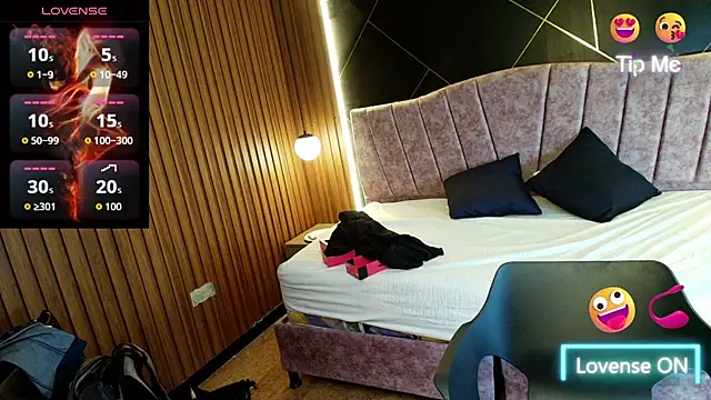 NatashaMason_ webcam