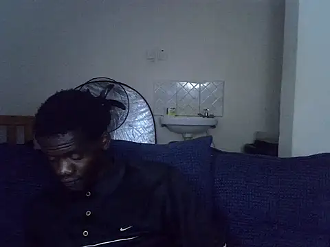 Thee_Biggest webcam