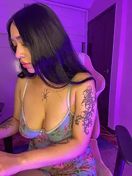 NoirDoll_ webcam