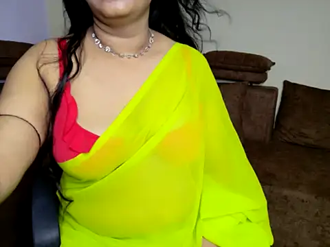 naina_kaur01 webcam