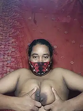 hot-priya-7 webcam