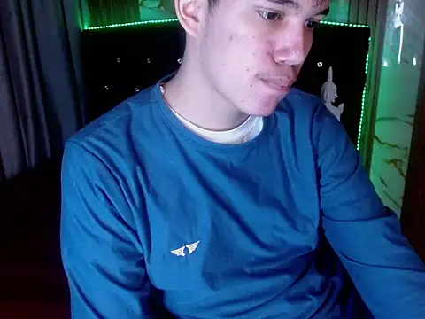 haku_nayro webcam