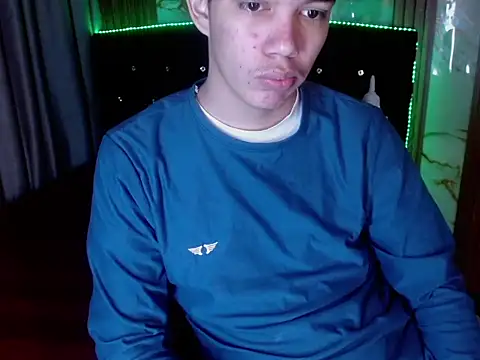 haku_nayro webcam
