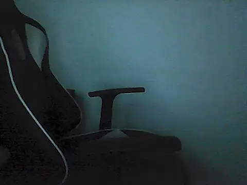 Yorel1109- live cam on StripChat