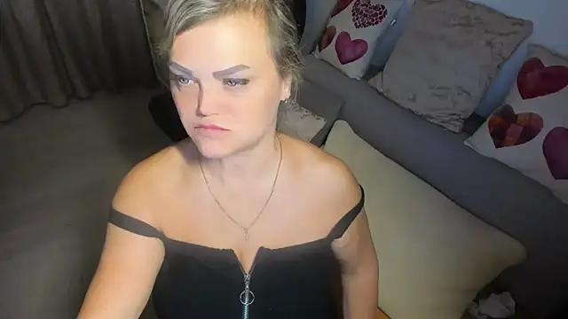 MildMature webcam
