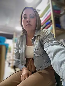 VIOLETA-25_ webcam