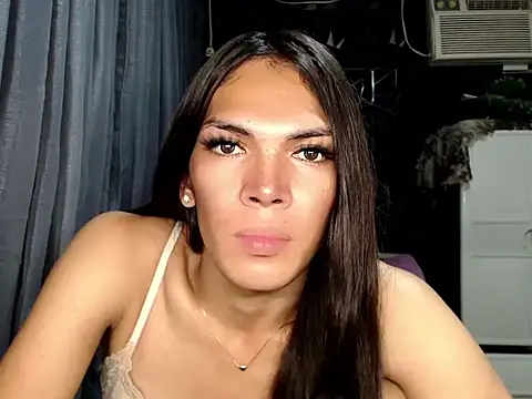 GORGEOUS_CARMEE webcam