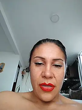KittyHoleshot87 webcam