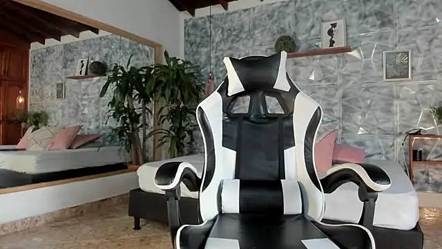 elliot_colton webcam