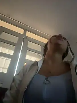 LilyRossi_ webcam