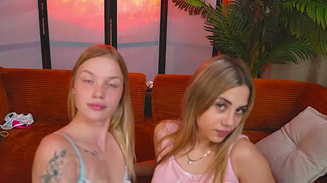 KatrinJons webcam