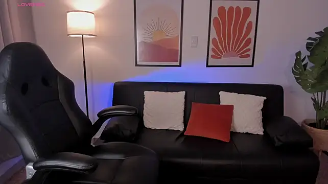 Eva-Millss webcam