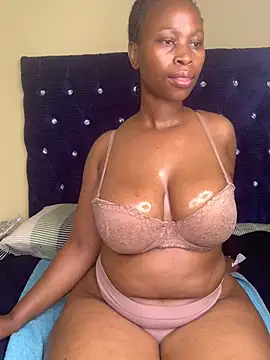 SugarTiiits webcam