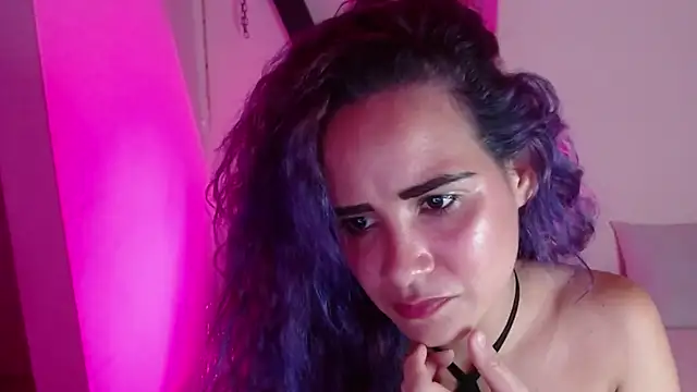 Honey_Doll__ webcam
