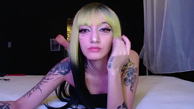 Eloise-brown webcam