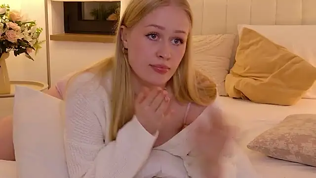 JuliaJaee