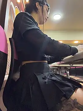 eemaharuki (F young) - Show pussy here+control lush last tipper