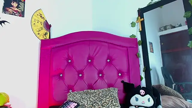 nyx_halfmoon webcam