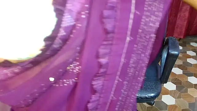 QUEEN_SAKHI1