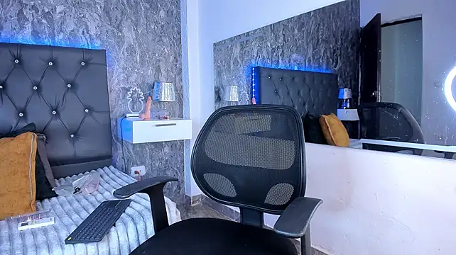 celeste_bluee webcam
