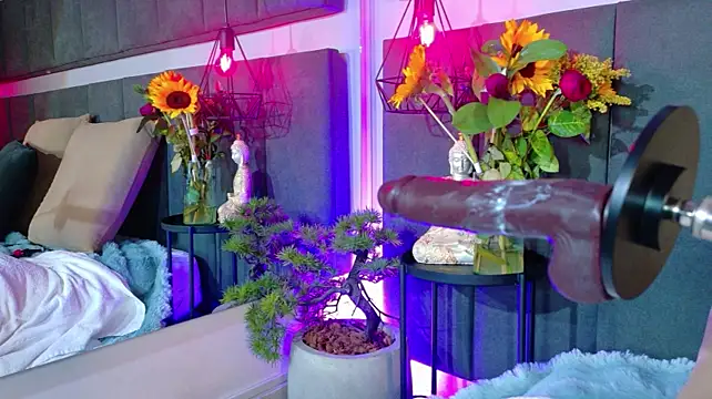 lakshmi77_ webcam