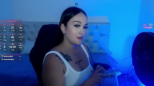chloe_fox__