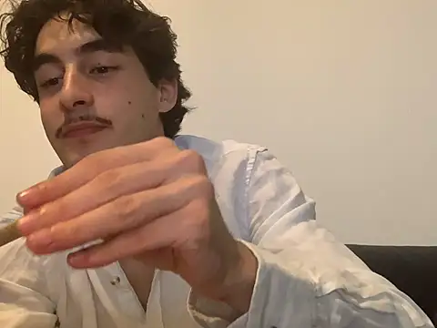 arthurcamfor (M twink) - Nue