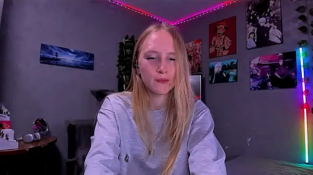 ArianaVellor webcam