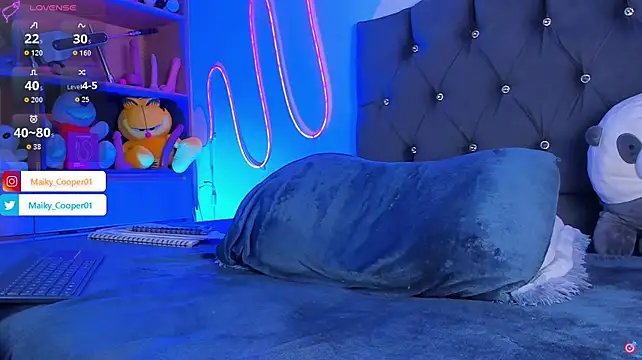 Maiky__Cooper01 live sex cam