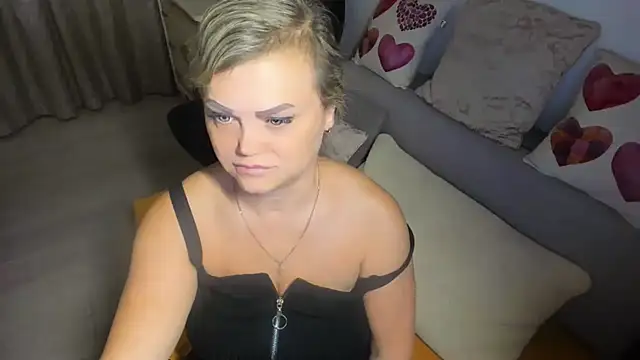 MildMature webcam