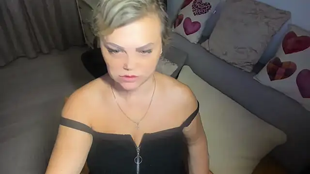 MildMature webcam