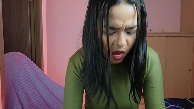 manuela99x webcam